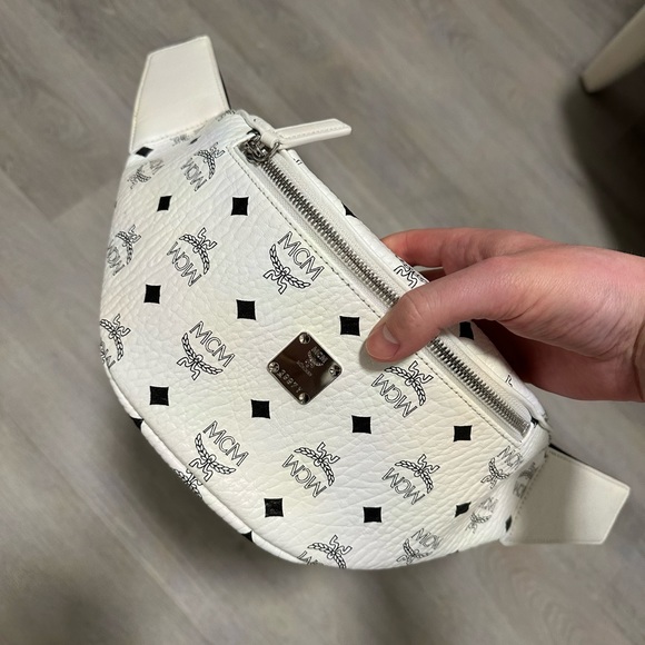 MCM Belt Bag - Picture 3 of 3